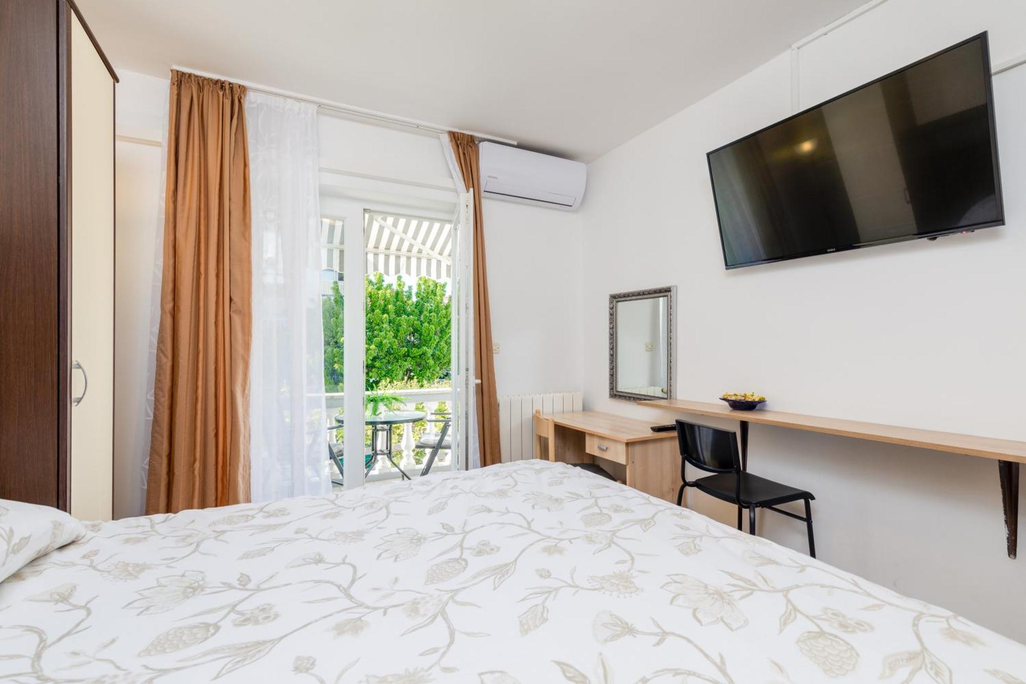 Apartment & Rooms Ivica Krk Town Zewnętrze zdjęcie